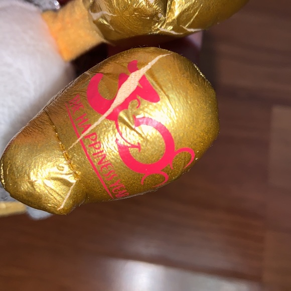 Tokyo Disney Japan Daisy Duck 30th Anniversary Plush - Picture 13 of 13